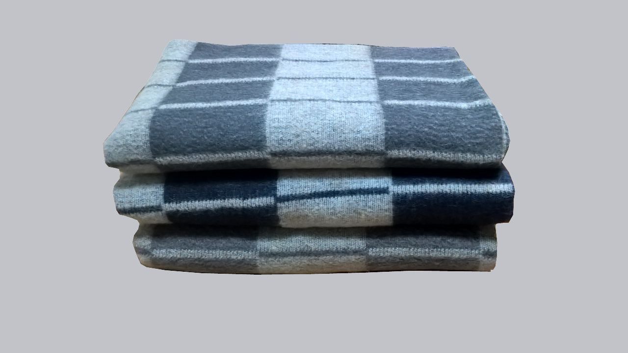 Одеяло 170*205 ПШ (70%ш,17% пан,13% хл)  ВуллиВулТекс Текстиль Центр 